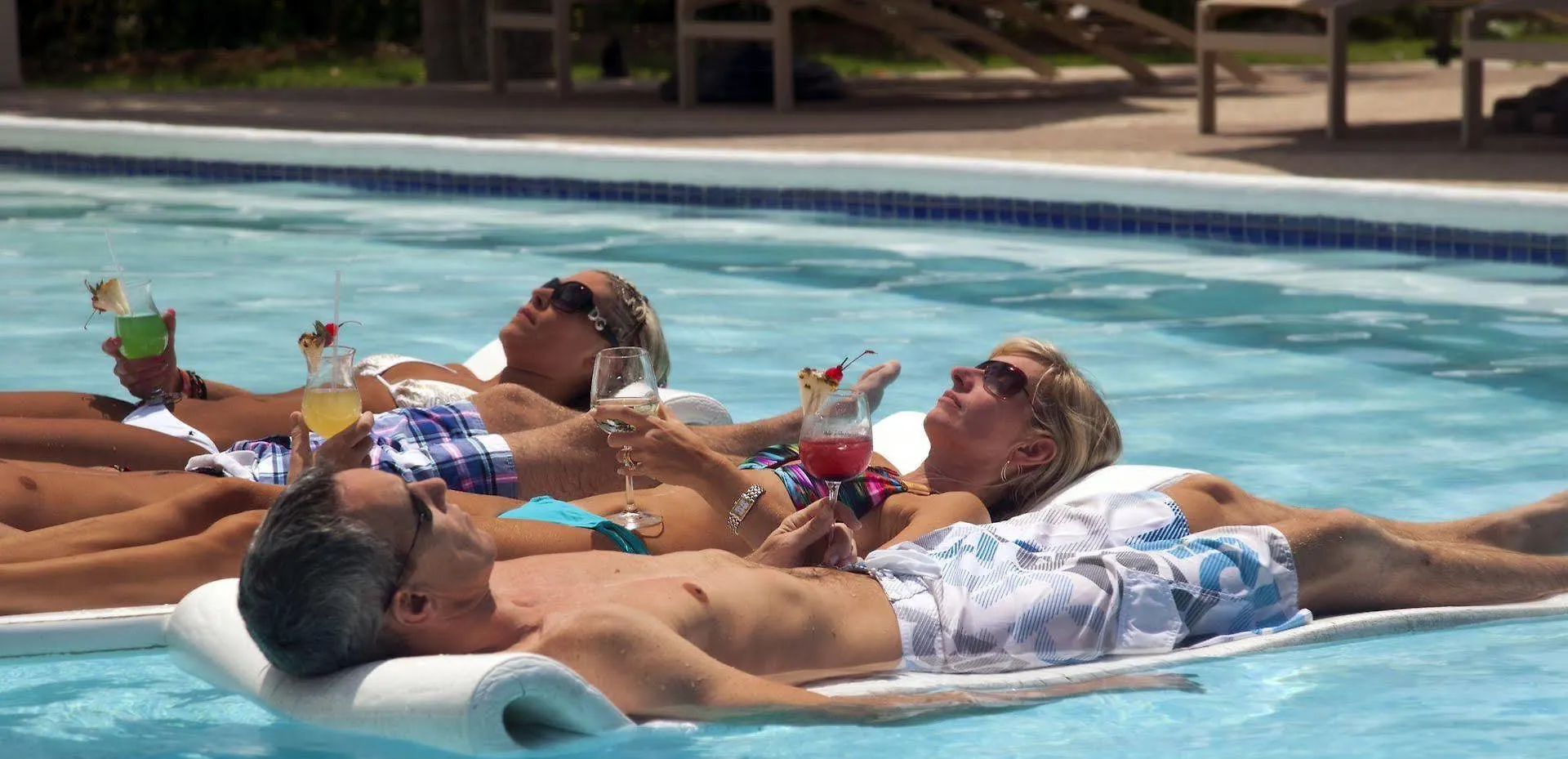 Sandy Haven Resort (Adults Only) Негрил